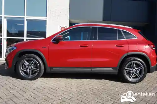Mercedes-Benz GLA 250 e 2021