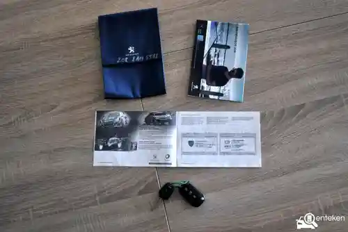 Peugeot 208 1.2 PureTech 100 2021