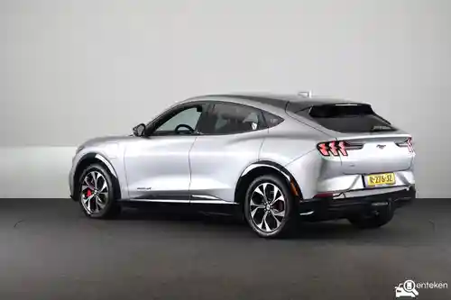 Ford Mustang Mach-E Extended Range 2022