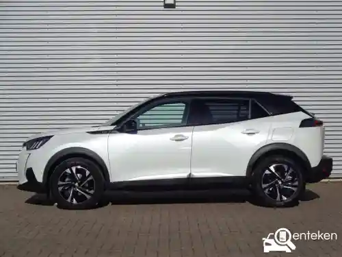Peugeot 2008 1.2 PureTech 130 2021