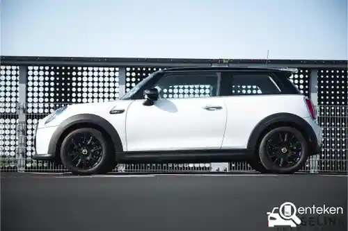 MINI  Cooper SE 2022