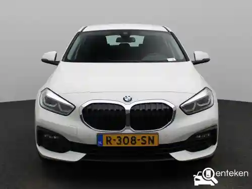BMW 118i 2022