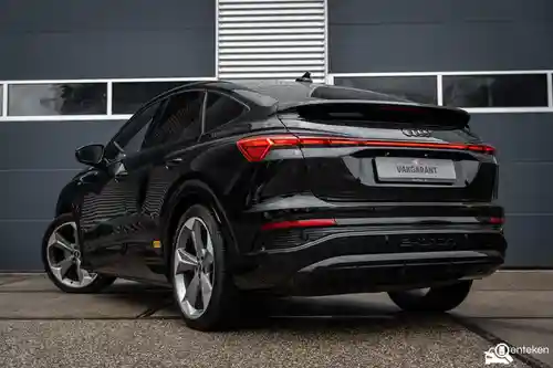 Audi Q4 40 e-tron 2021