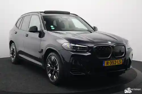 BMW iX3 2022