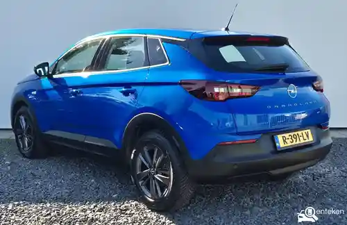 Opel Grandland 1.2 DI Turbo 2022
