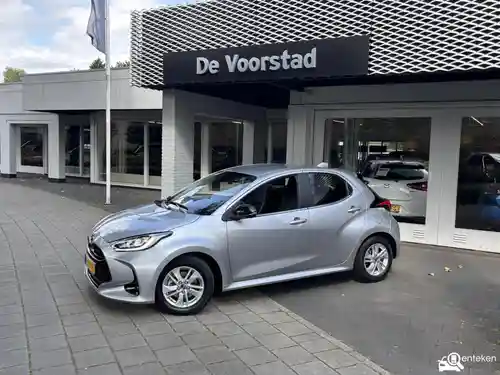 Mazda 2 Hybrid 2022