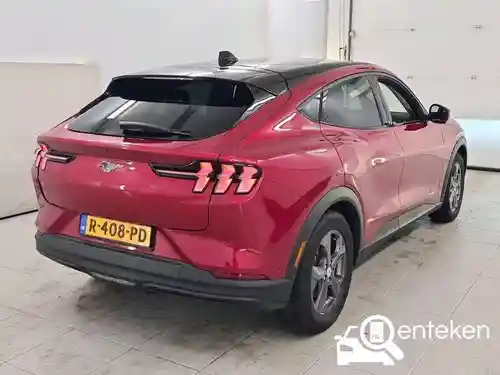 Ford Mustang Mach-E Standard Range 2022
