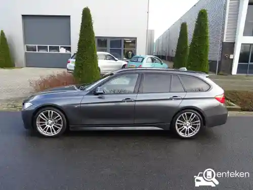BMW 320i Touring 2014