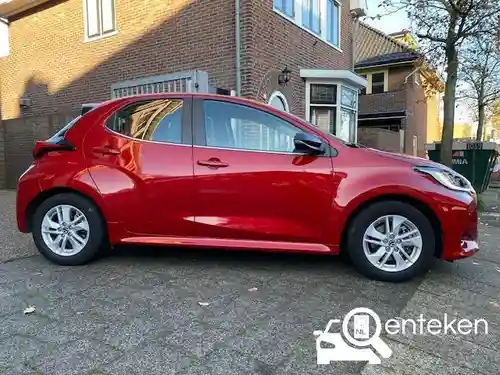 Mazda 2 Hybrid 2022