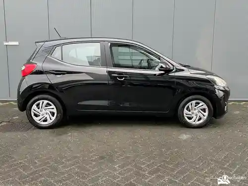 Hyundai i10 1.0 2023