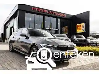 BMW 330e Touring 2021