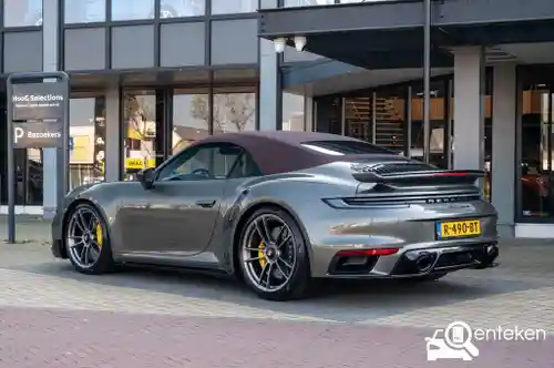 Porsche 911 Turbo Cabriolet S 2021