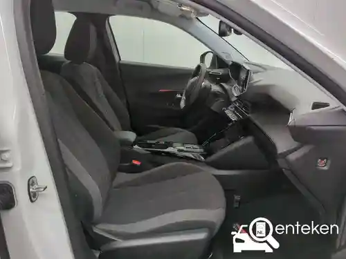 Peugeot e-2008 2022