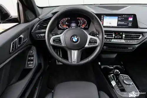 BMW 118i 2022