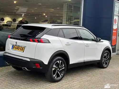 Peugeot 2008 1.2 PureTech 130 2022