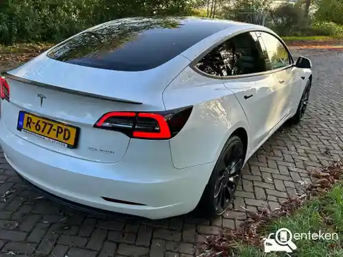 Tesla Model 3 Performance 2021
