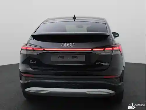 Audi Q4 Sportback 50 e-tron 2021