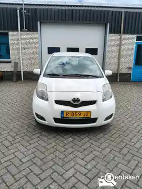 Toyota Yaris 1.0 2011
