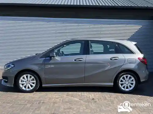 Mercedes-Benz B 180 2016