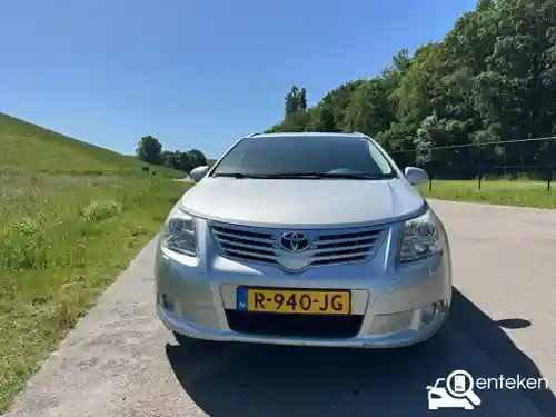 Toyota Avensis 1.8 2010