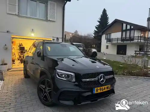 Mercedes-Benz GLB 200 2022
