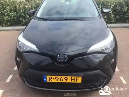 Toyota C-HR 1.8 Hybrid 2022