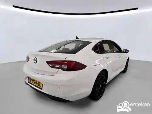 Opel Insignia Grand Sport 2.0 Diesel 2023