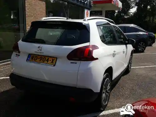 Peugeot 2008 1.2 PureTech 110 2017