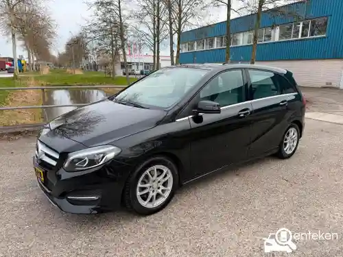 Mercedes-Benz B 180 2015