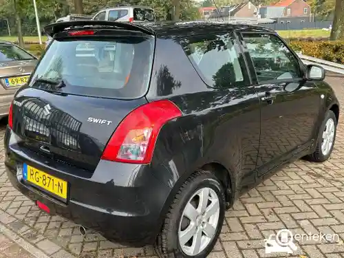 Suzuki Swift 1300 2010