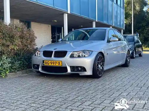 BMW 318i 2006