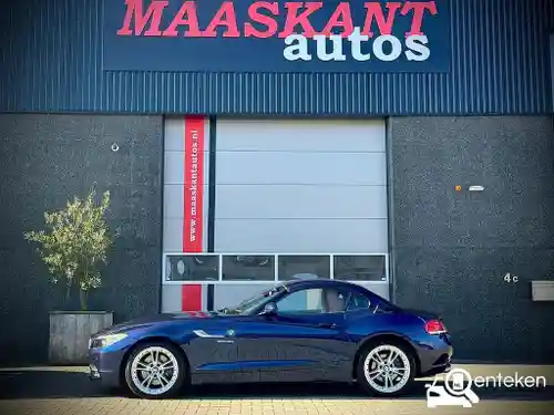 BMW Z4 Roadster sDrive30i 2011