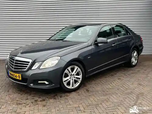 Mercedes-Benz E 220 CDI BlueEFFICIENCY 2009