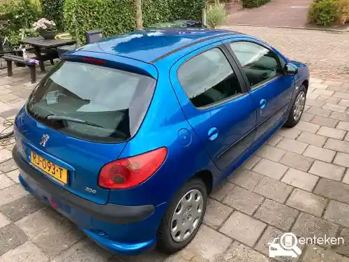 Peugeot 206 75 2003