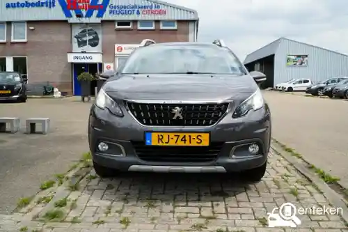 Peugeot 2008 1.2 PureTech 110 2017