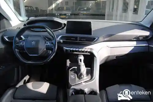 Peugeot 3008 1.2 PureTech 130 2018
