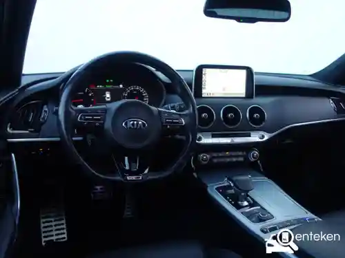 KIA Stinger 2.0 T-GDI 2018