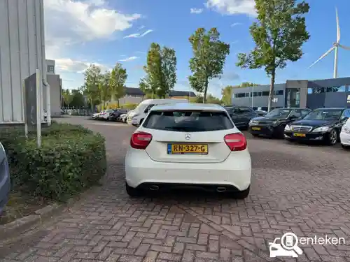 Mercedes-Benz A 180 2015