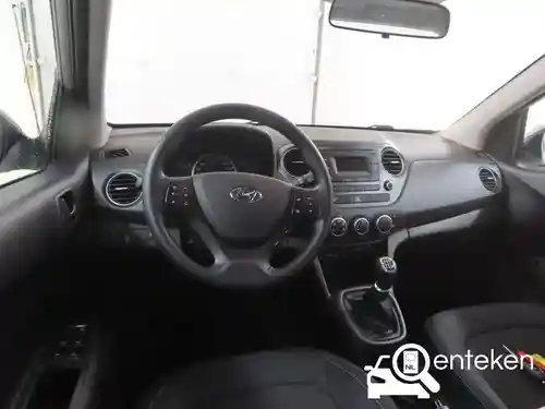 Hyundai i10 1.0 blue 2018