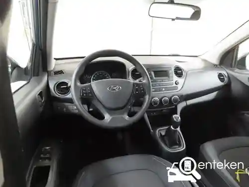 Hyundai i10 1.0 blue 2018