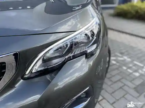 Peugeot 3008 1.2 PureTech 130 2018