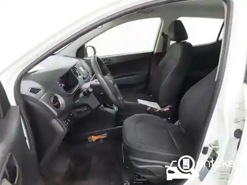 Hyundai i10 1.0 blue 2018