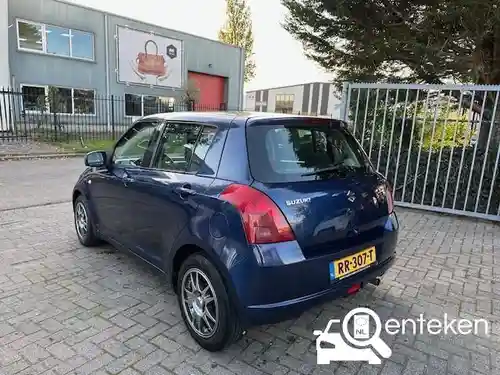 Suzuki Swift 1300 2005