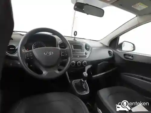 Hyundai i10 1.0 blue 2018