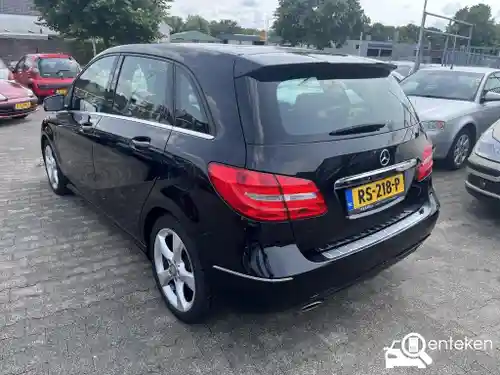 Mercedes-Benz B 180 2014