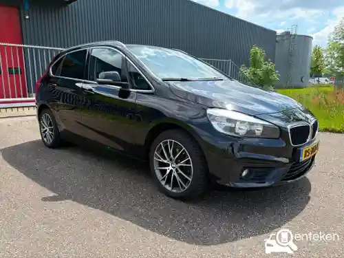 BMW 218i Active Tourer 2016