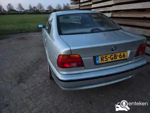 BMW 528i 1997