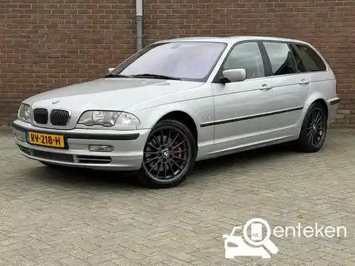 BMW 330xi Touring 2001