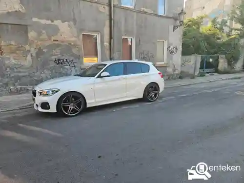 BMW 118i 2016