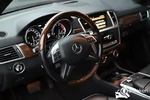 Mercedes-Benz ML 350 2011